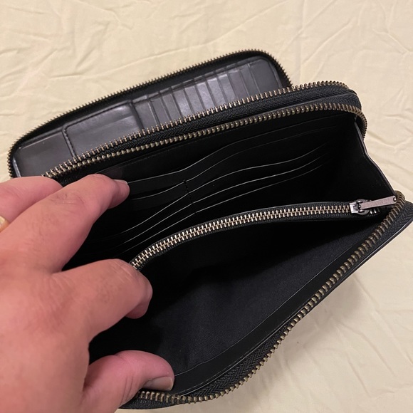 Excellent condition Coach wallet - Picture 4 of 6